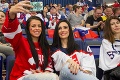 Slovenskí hokejisti mali svoje poklady v hľadisku: Komu patria tieto sexice?