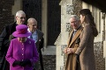 Alžbeta II. vyzvala Britov na zmierenie: Kráľovská rodina nebola v kostole kompletná!