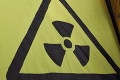 Obchodník v Nových Zámkoch olizoval rádioaktívny urán!