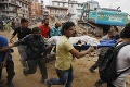 Nepál postihlo najsilnejšie zemetrasenie za 80 rokov: Počet obetí sa blíži k tisícke!