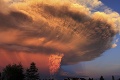 Sopečný oblak z vulkánu Calbuco ovplyvnil medzinárodnú leteckú dopravu: Meškalo množstvo letov