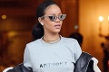 Rihanna tak, ako sme ju ešte nevideli: Divoška v úlohe družičky!