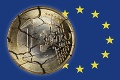 Euro sa prepadáva, jeho hodnota je na historických minimách