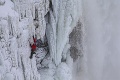 Horolezec Will Gadd ako prvý vyliezol na zamrznuté vodopády: Prekonal Niagaru!