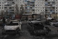 Peklo v Donecku: Strely zasiahli kultúrne stredisko a trolejbus, najmenej sedem mŕtvych!