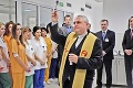 Nemocnica v Trebišove má intenzívku za 360 000 €: Novému oddeleniu prišiel požehnať farár