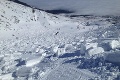 Turisti, pozor! Na vrcholoch Vysokých Tatier je nebezpečenstvo zosuvov veľkých lavín