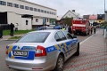 Panika v Plzni: Pred obchodným domom našli ostrý granát!