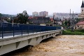 Východu Slovenska hrozia povodne: Pre túto oblasť platí výstraha 2. stupňa!