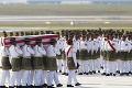 Tragédia zostreleného letu MH 17: Pozostatky malajzijských obetí priviezli do vlasti
