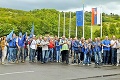 Nespokojní zamestnanci výrobcu Boženy protestujú v Krupine: Za krátky čas už tretia výpoveď