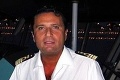 Zbabelý kapitán Costa Concordie: Vrak lode odtiahli do prístavu, on si užíva VIP večierky