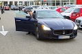 Primátor zadlženej Banskej Bystrice si užíva luxus: Vozí sa na Maserati!