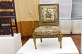 V Slovenskom národnom múzeu sa nachádzajú vzácne kúsky: Komu Mária Terézia darovala túto stoličku?