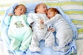Po troch dievčatkách sa narodili aj traja fešáci: Bocian priniesol do Bratislavy ďalšie trojčatá!