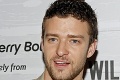 Timberlake a Mila Kunis sa odviazali: Chytili to pevne do rúk!