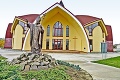 Unikát na Slovensku: V tomto kostole skrývajú kvapku  krvi Jána Pavla II.!