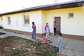 Nazrite do nových domov Rómov: Vyhlasujú, že budú konečne aj oni žiť!