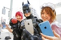 Táto firma rozpútala celosvetové šialenstvo: Pre najnovší iPhone si prišiel aj Batman!