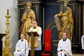 Pozadie výberu nového arcibiskupa vo Vatikáne: Kto pretlačil Oroscha?