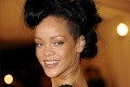 Rihanna na infúziách: Fanúšikovia sa boja, nemala by ísť na odvykačku?