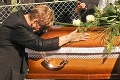 Pohreb právničky Ľubice Kolesárovej († 35): Mama objímala a bozkávala truhlu