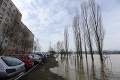 Počasie na Slovensku: V Brehoch došlo k ďalším zosuvom, Vyškovce odrezal Ipeľ od sveta