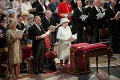 Kráľovná Alžbeta prehovorila k ľudu: Hlboko ste ma dojali
