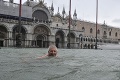 Takto sa Taliani vyrovnávajú s pohromou: Pohoda uprostred záplav