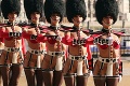 Sexi gardistky z Crazy Horse spôsobili rozruch uprostred Londýna