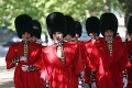 Sexi gardistky z Crazy Horse spôsobili rozruch uprostred Londýna