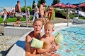 Návštevníci seneckého akvaparku: Plavčíčka na bazén takmer nevidí!