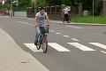 Poliak na bicykli dostal pokutu za prekročenie rýchlosti!