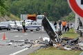 Prví záchranári boli pri českom autobuse už 5 minút po nehode