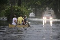 Ohromujúce zábery: Takto vyčíňa na Floride tropická búrka!