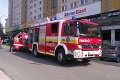 V bratislavskej Petržalke horel byt, 3 ľudia skončili v nemocnici!