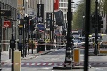 Dráma v Londýne: Muž sa vyhrážal bombou, evakuovali celú ulicu