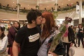 Valentínske bozkávanie: Takto bojovali o rekord v počte pusiniek!