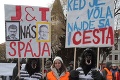 Penta si môže vydýchnuť, nedeľný protest Gorila zrušili! Ale to nie je koniec