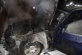 Požiar zaznamenali kamery: Podpálil auto otec synovi?