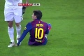 Nechutný Pepe! Opľul Messiho a potom mu stúpil na ruku