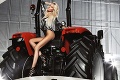 Mendrejová fotila kalendár na traktore: Sen každého farmára!