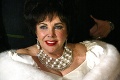 Liz Taylor († 79) na predaj: Jej šperky a luxusné oblečenie idú do aukcie