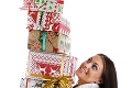 Vianoce už klopú na dvere: Koľko nás budú stáť darčeky?
