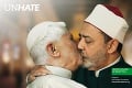 Benetton pobúril novou kampaňou Vatikán: Pápež bozkáva imáma