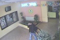 Kamera zachytila zlodeja v akcii: Riaditeľovi ukradol 3-tisíc eur!