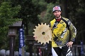 Dole schodmi! Cyklista Polc vyhral mestský zjazd v Japonsku