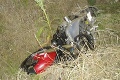 Žena nezvládla zákrutu a zrazila motocyklistu (†39) z Nemecka