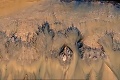 Prevratný objav: Vedci tvrdia, že na Marse tečie voda!