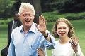 Dcéra Hillary Clinton zachraňuje vlastné manželstvo tantrickým sexom!